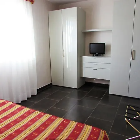 Aparthotel Dante Mantua