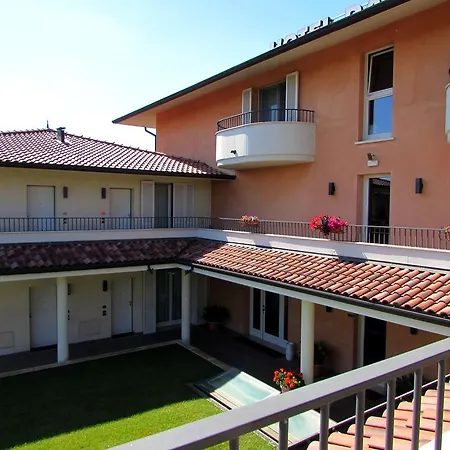 Aparthotel Dante Mantua