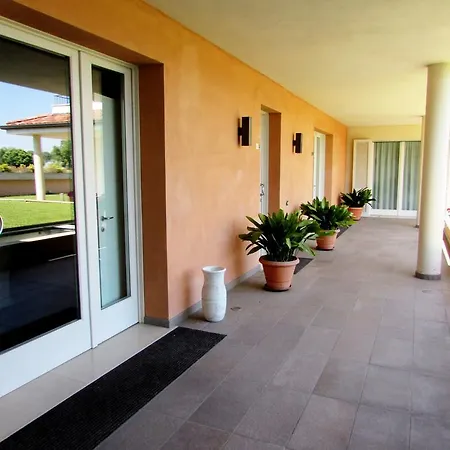 Aparthotel Dante Mantua