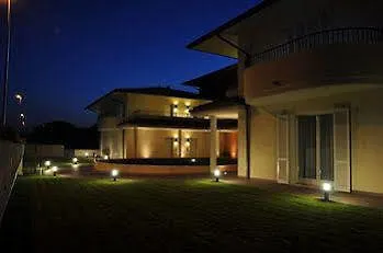 Dante Aparthotel Mantua